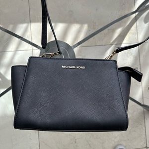 Michael Kors cross body bag